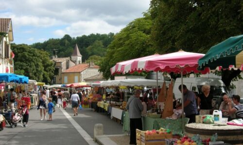 Marché à Montcuq